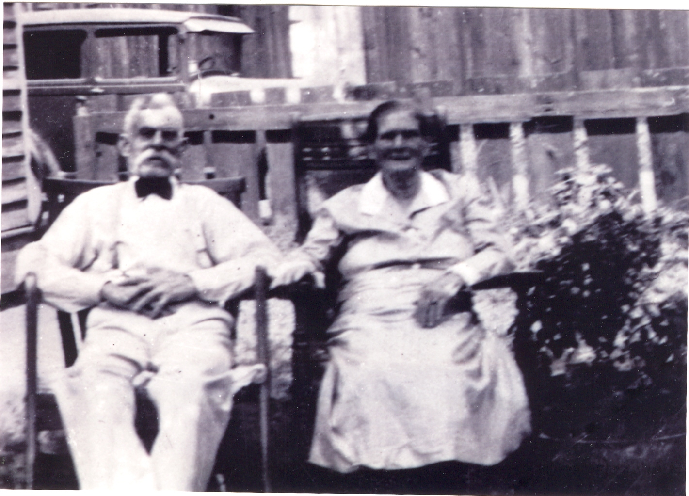 Robinson, John C (1862-1944)
AND
Thornhill Robinson, Cordelia (1861-1939)